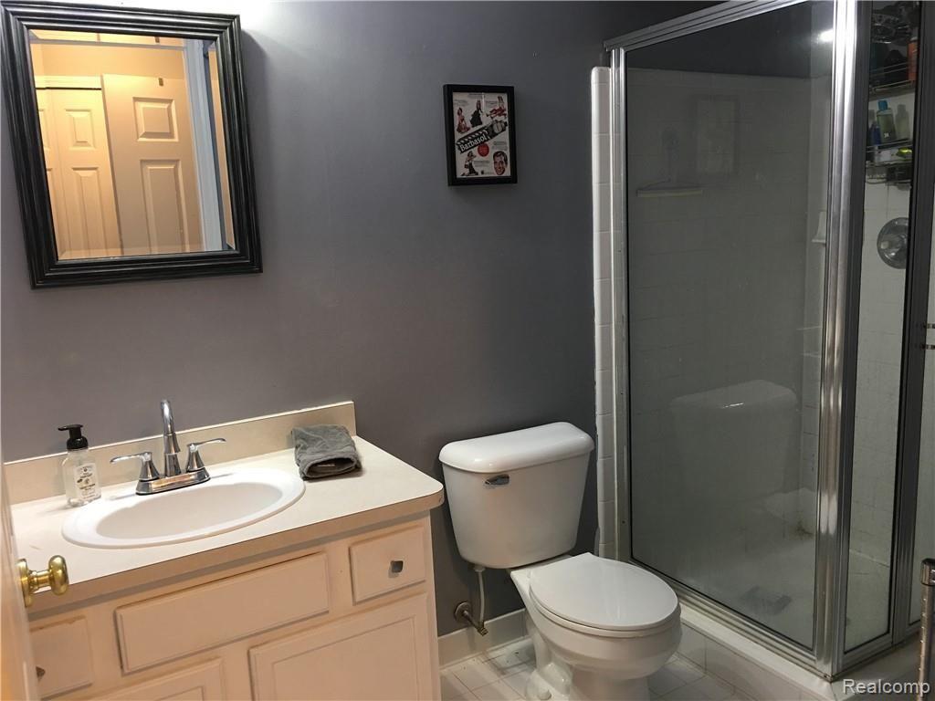 20612 Dunham Road, Unit 4 Clinton Township, MI 48038 - Photo 28 of 41