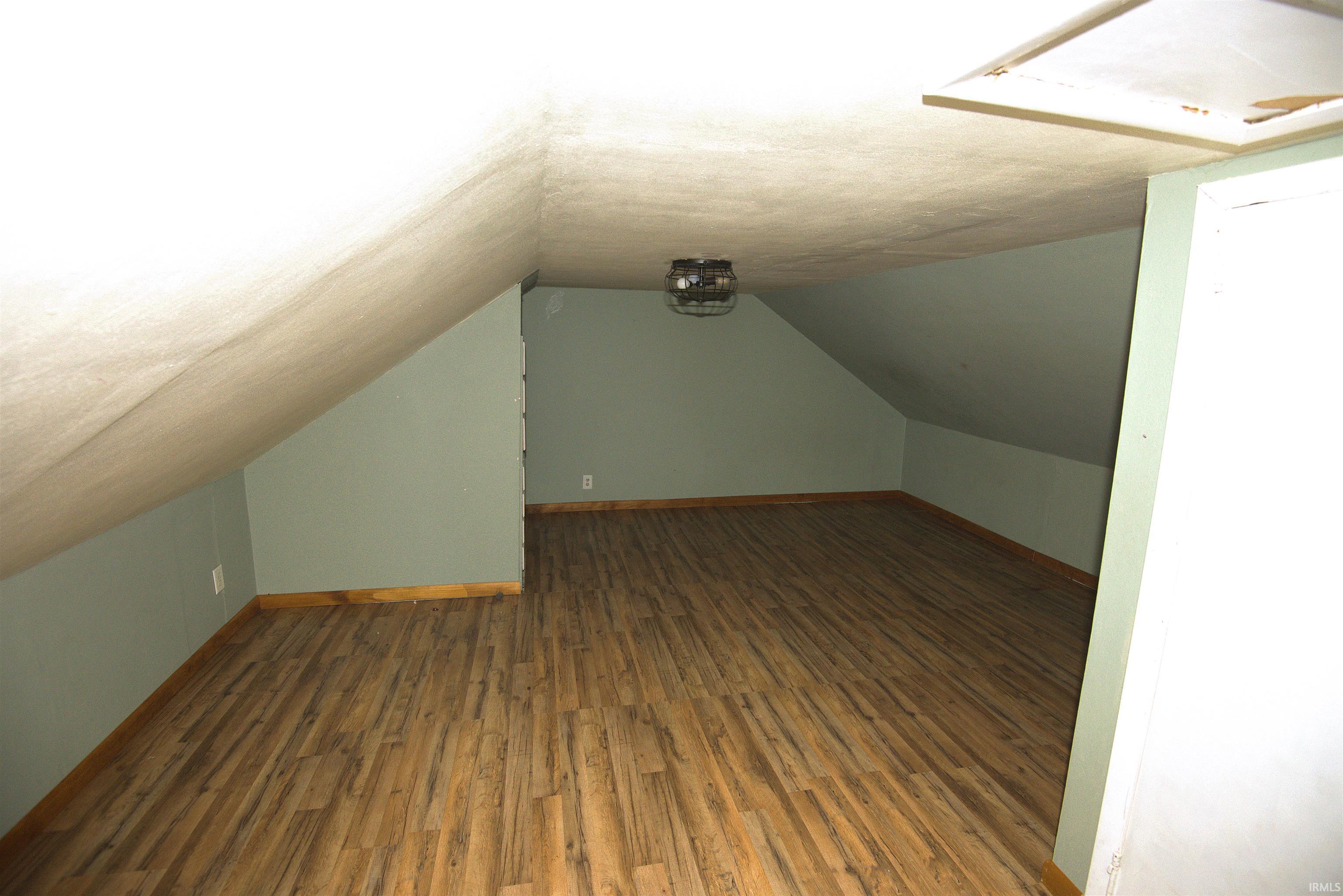 54872 Bittersweet Road Mishawaka, IN 46545 - Photo 16 of 23