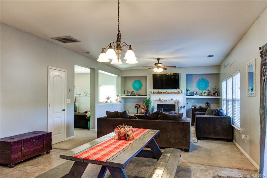 9104 Seamill Road Charlotte, NC 28278 - Photo 7 of 18