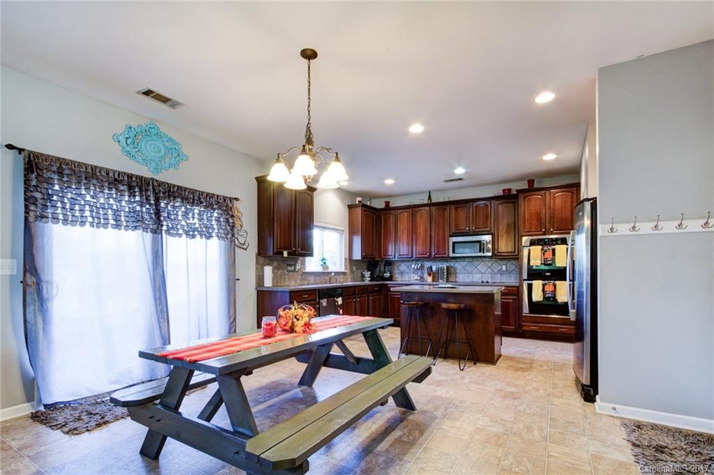 9104 Seamill Road Charlotte, NC 28278 - Photo 9 of 18