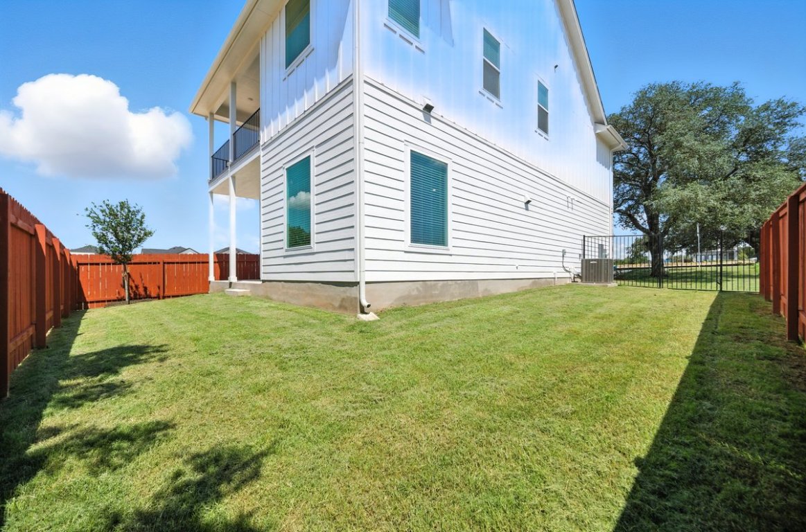 12109 Fennec Way Austin, TX 78758 - Photo 22 of 30