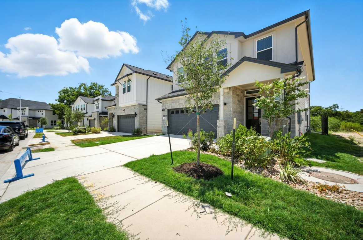 12109 Fennec Way Austin, TX 78758 - Photo 24 of 30