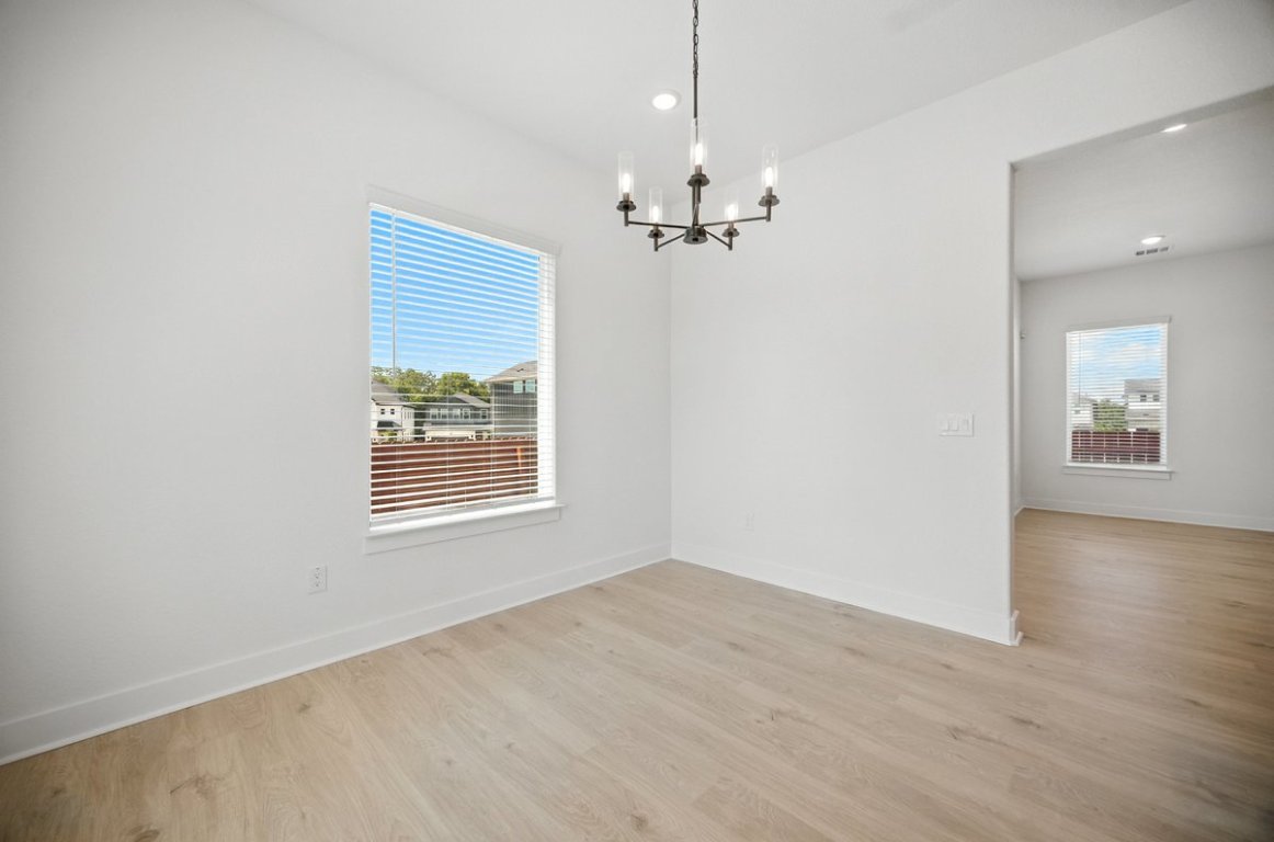 12109 Fennec Way Austin, TX 78758 - Photo 9 of 30