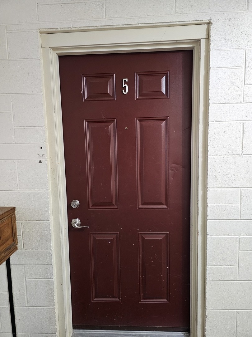 833 Village Quarter Road, Unit G5 West Dundee, IL 60118 - Photo 2 of 25