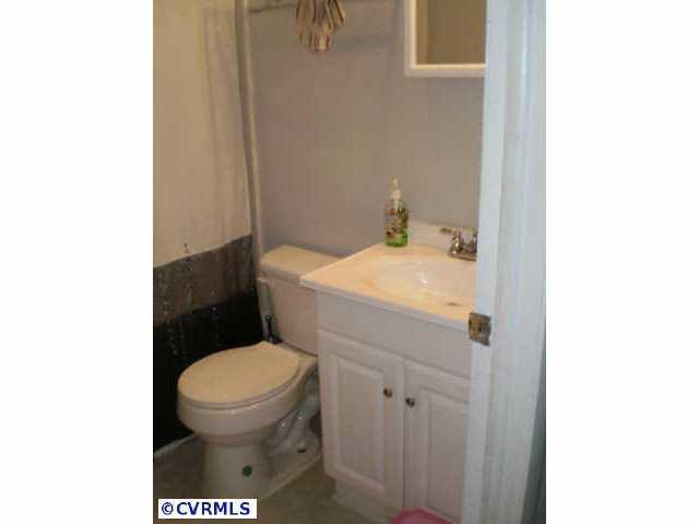 5937 Sawston Road Richmond, VA 23225 - Photo 7 of 10 Gallery Image 7