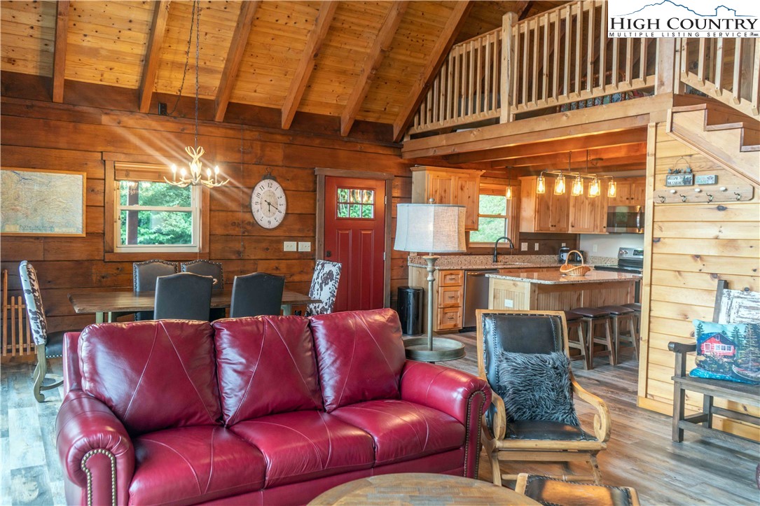 1407 Almost Heaven Road Boone, NC 28607 - Photo 4 of 32