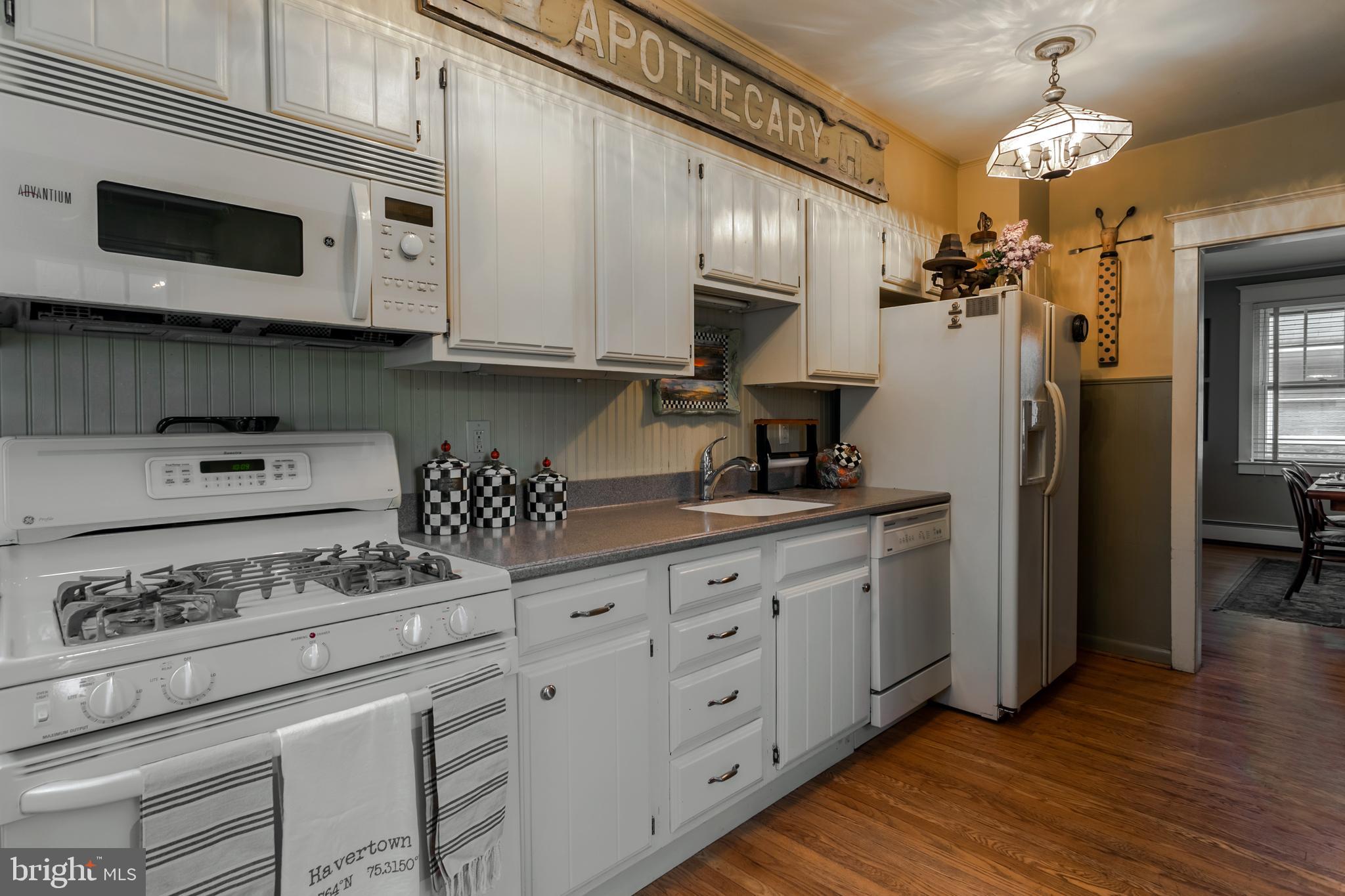 31 East Clearfield Road Havertown, PA 19083 - Photo 16 of 35
