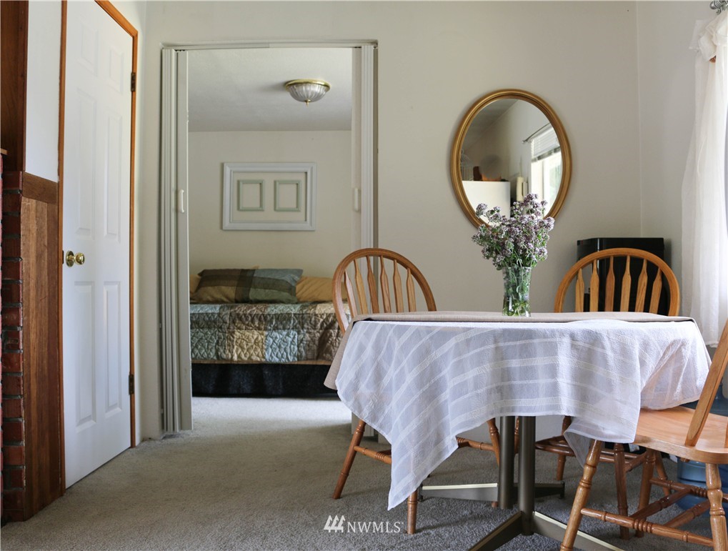 3906 Northeast 21st Street Renton, WA 98056 - Photo 4 of 8