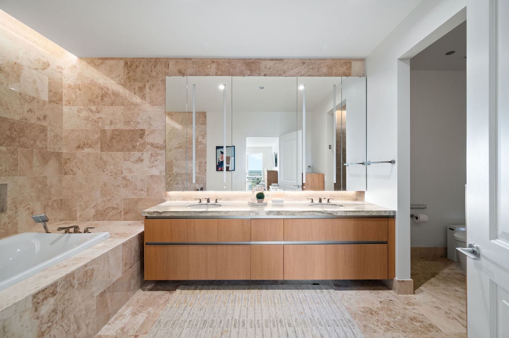 363 East Wacker Drive, Unit 3109 Chicago, IL 60601 - Photo 15 of 23 a view of bathroom with bathtub and sink