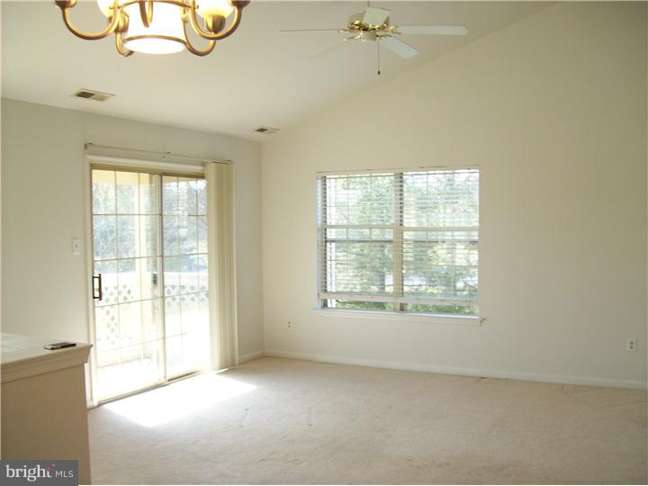 2316 Foxmeadow Circle Royersford, PA 19468 - Photo 5 of 19 Gallery Image 5