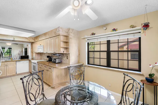 $4,000 | 6446 Aspen Glen Circle, Boynton Beach, FL 33437