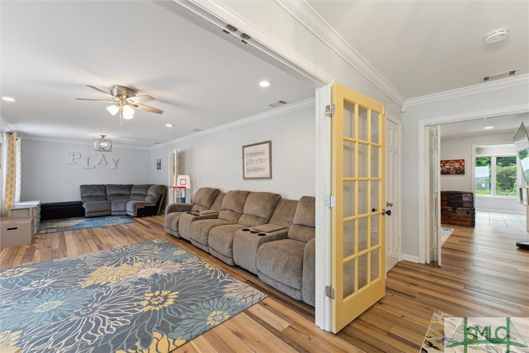 7 Raleigh Drive Savannah, GA 31406 - Photo 4 of 49