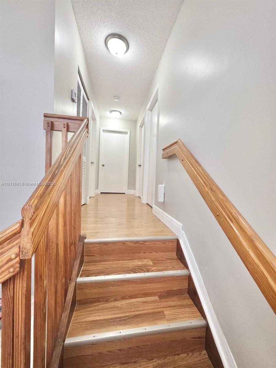 15871 Southwest 86th Terrace Miami, FL 33193 - Photo 17 of 30 a view of entryway