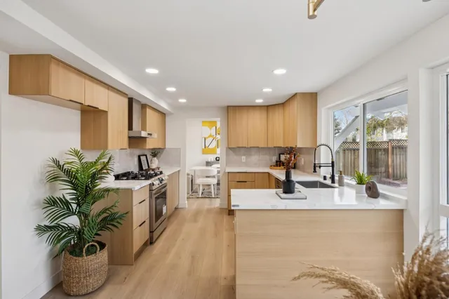 $2,398,000 | 6924 Bret Harte Drive, San Jose, CA 95120