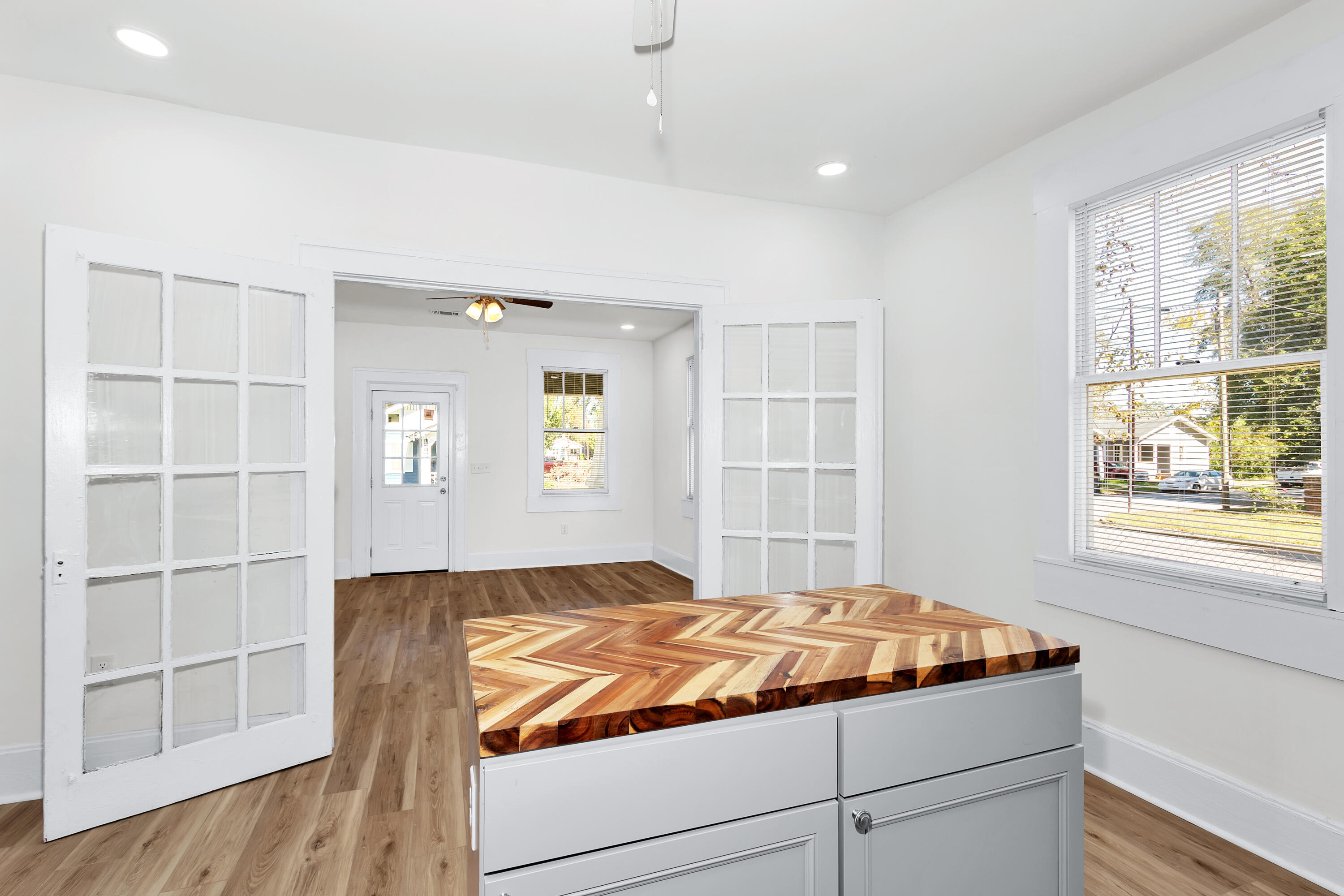 114 Ellis Street Augusta, GA 30901 - Photo 13 of 39 Ellis St, 114, Interior-4