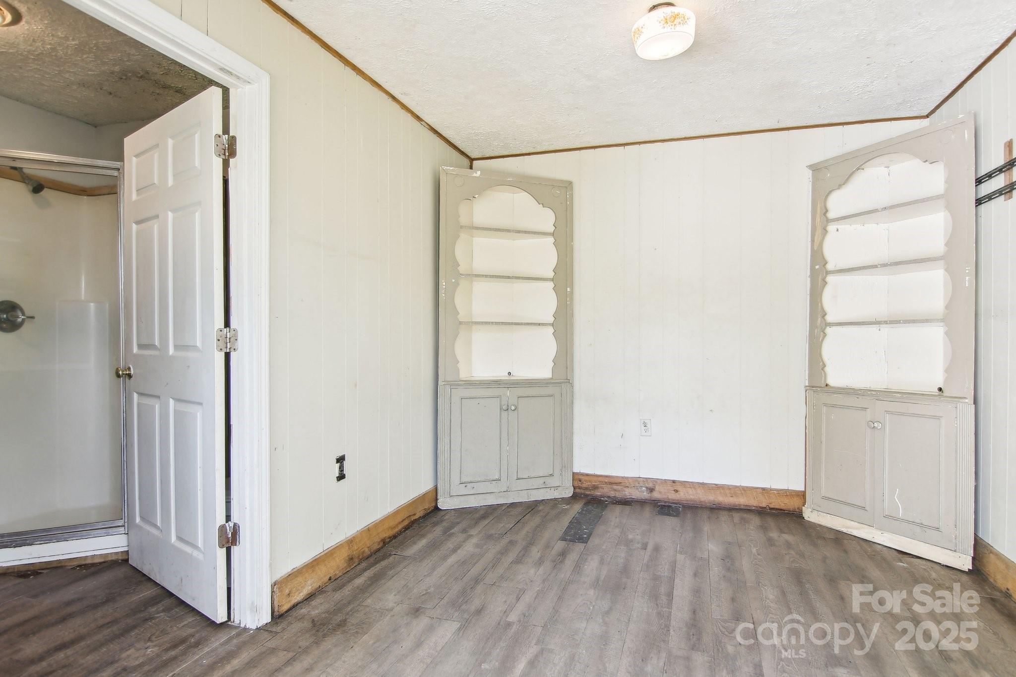 3233 Hebron Road Hendersonville, NC 28739 - Photo 36 of 47 Gallery Image 36