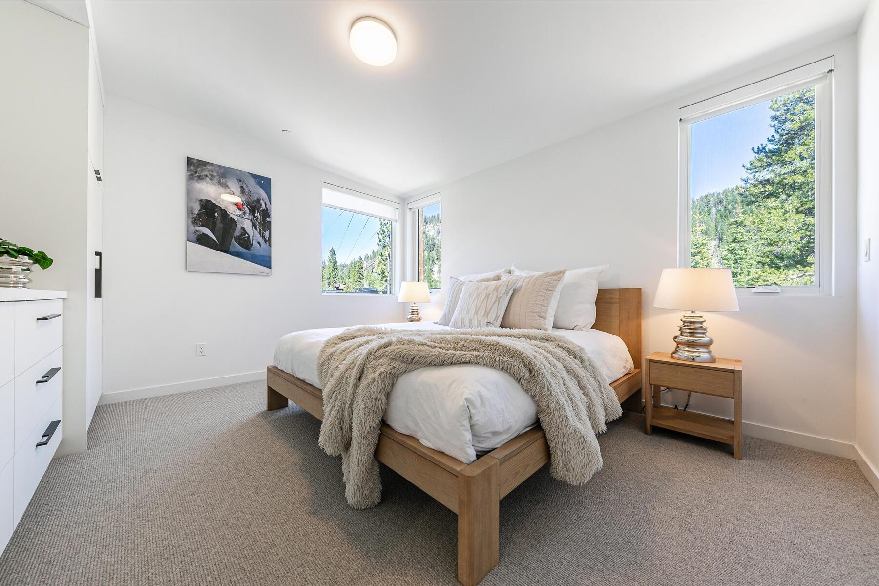 260 Palisades Circle Olympic Valley, CA 96146 - Photo 11 of 28 a bedroom with bed and a window