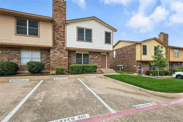 $165,777 | 910 Cedar Terrace, Cedar Hill, TX 75104