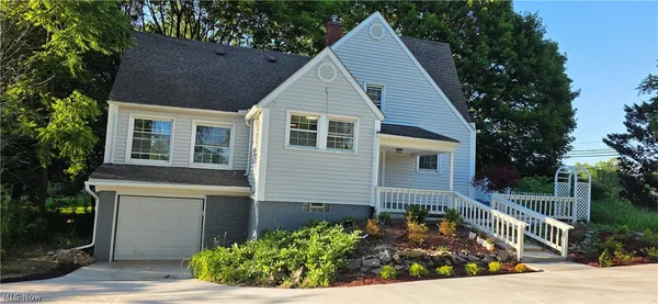 $275,000 | 3389 Highway 43, Mogadore, OH 44260