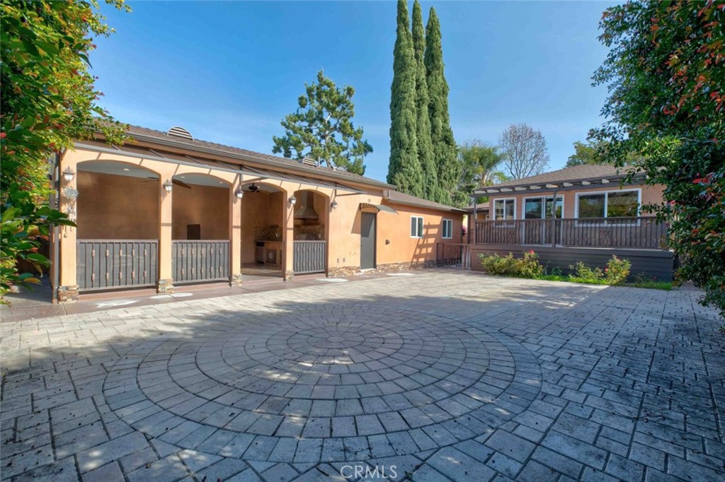 415 Birmingham Road Burbank, CA 91504 - Photo 38 of 61 front view of a house with a yard