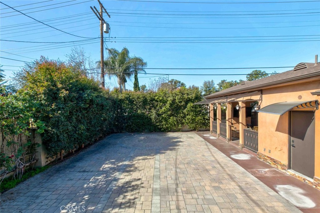 415 Birmingham Road Burbank, CA 91504 - Photo 39 of 61 a view of a house with a yard