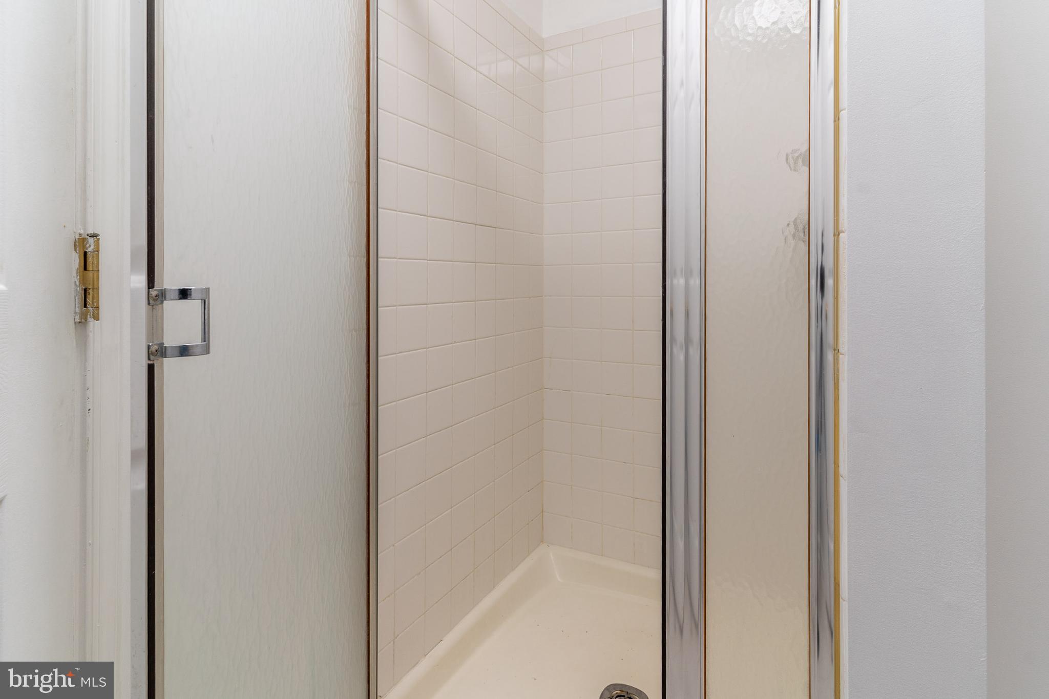 2442 Blue Spring Court, Unit 204 Odenton, MD 21113 - Photo 20 of 43 Bathroom 2 (alt view)