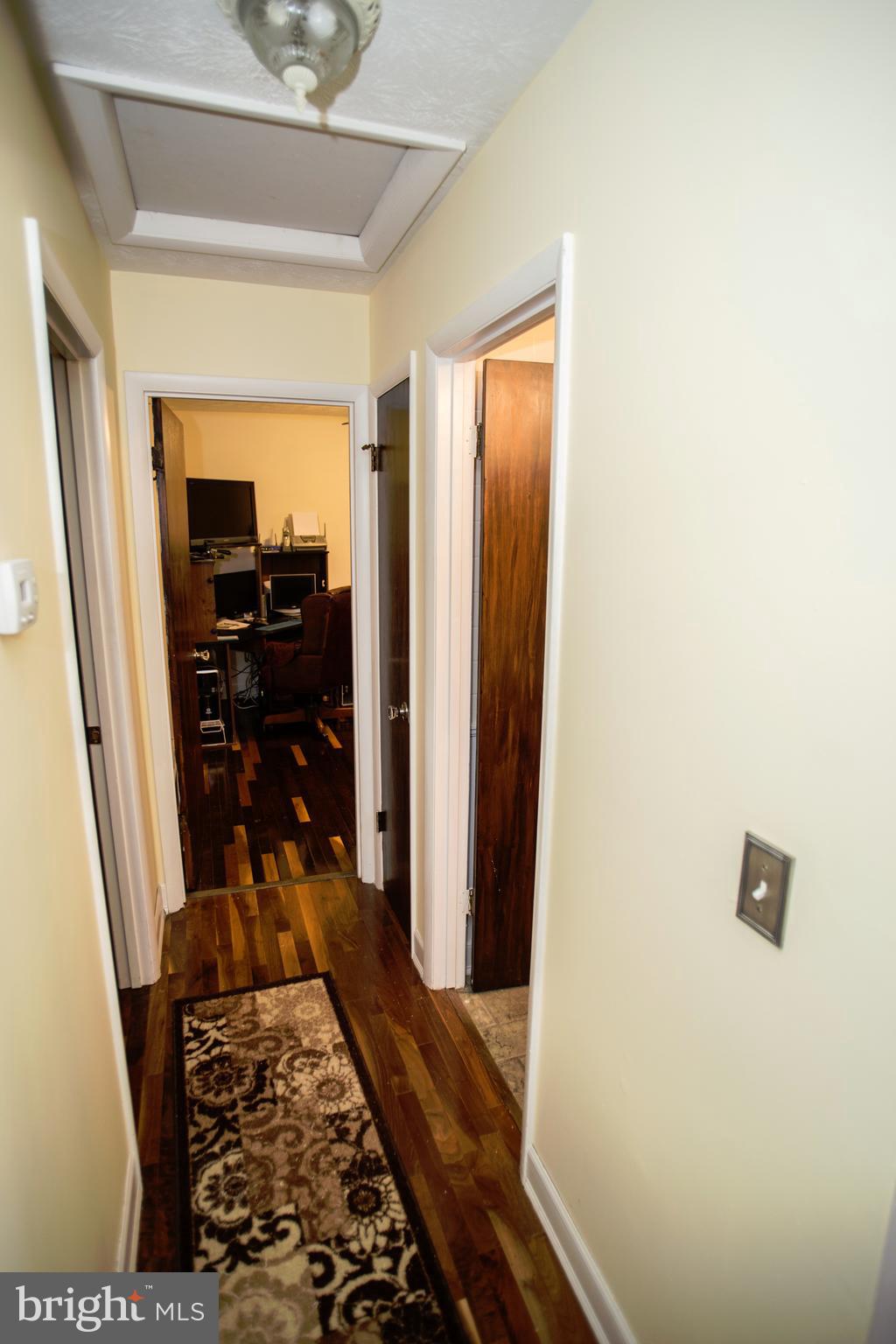 1761 Dr Jack Road Conowingo, MD 21918 - Photo 12 of 34 Hallway