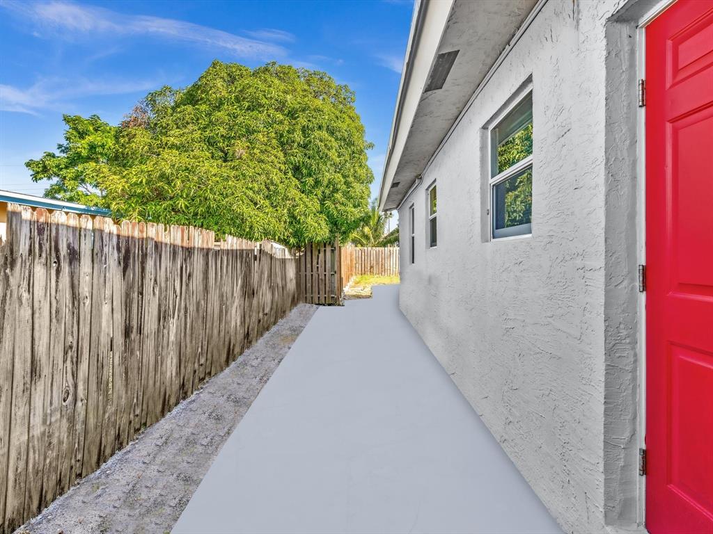 525 Northwest 10th Avenue Boynton Beach, FL 33435 - Photo 21 of 39