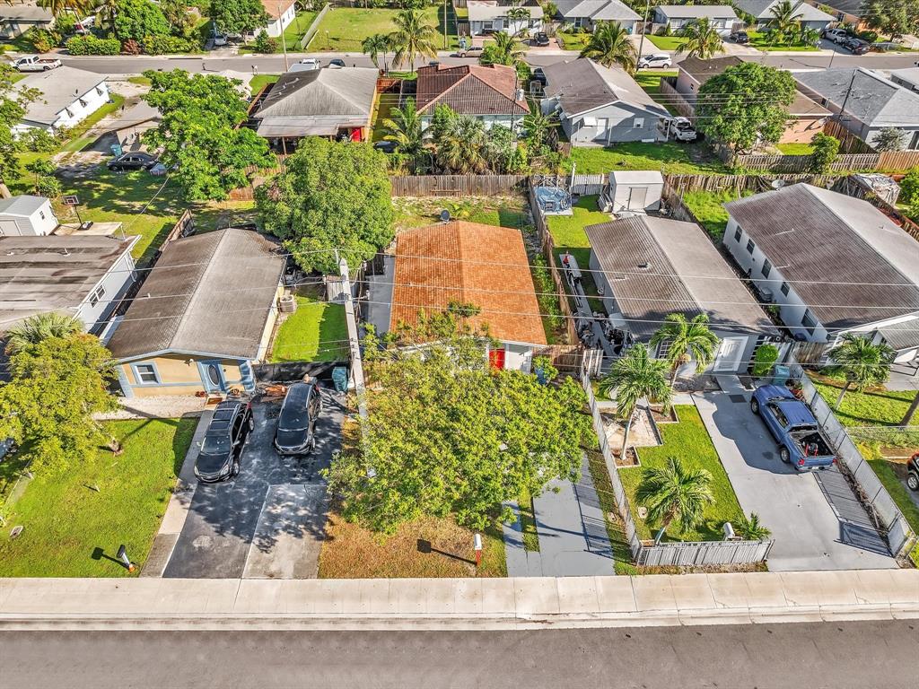 525 Northwest 10th Avenue Boynton Beach, FL 33435 - Photo 28 of 39