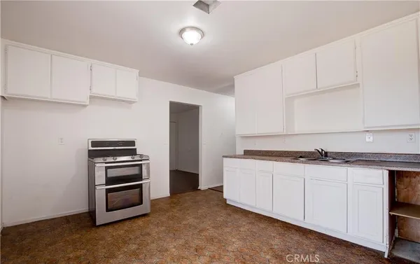 $589,900 | 16010 Olive Street, Hesperia, CA 92345