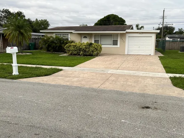 $2,850 | 9432 Southwest 52nd Court, Cooper City, FL 33328