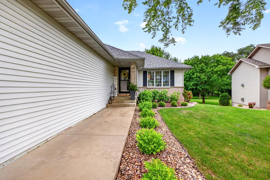 3421 Birchwood Lane Southwest Rochester, MN 55902 - Photo 10 of 43