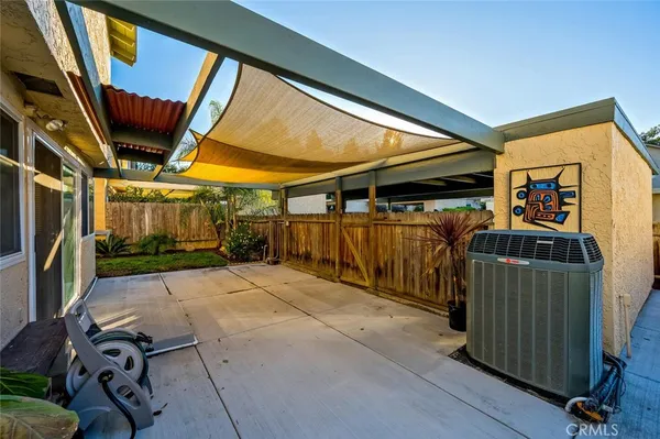 $4,100 | 10648 Porto Court, San Diego, CA 92124