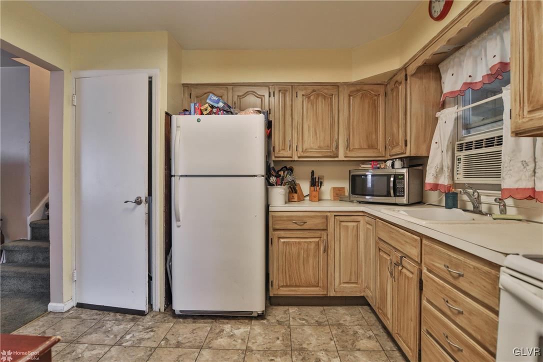 2925 Westminster Road Bethlehem, PA 18017 - Photo 10 of 42 Gallery Image 10