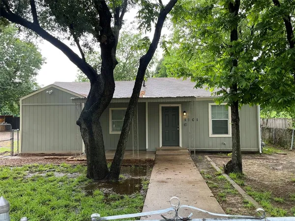 $1,750 | 1201 Rose Garden Avenue, Dallas, TX 75217