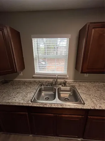 $1,750 | 1201 Rose Garden Avenue, Dallas, TX 75217
