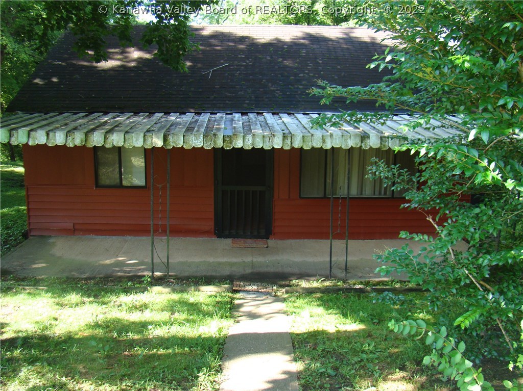 456 Black Track Road Poca, WV 25159 - Photo 1 of 30 Gallery Image 1