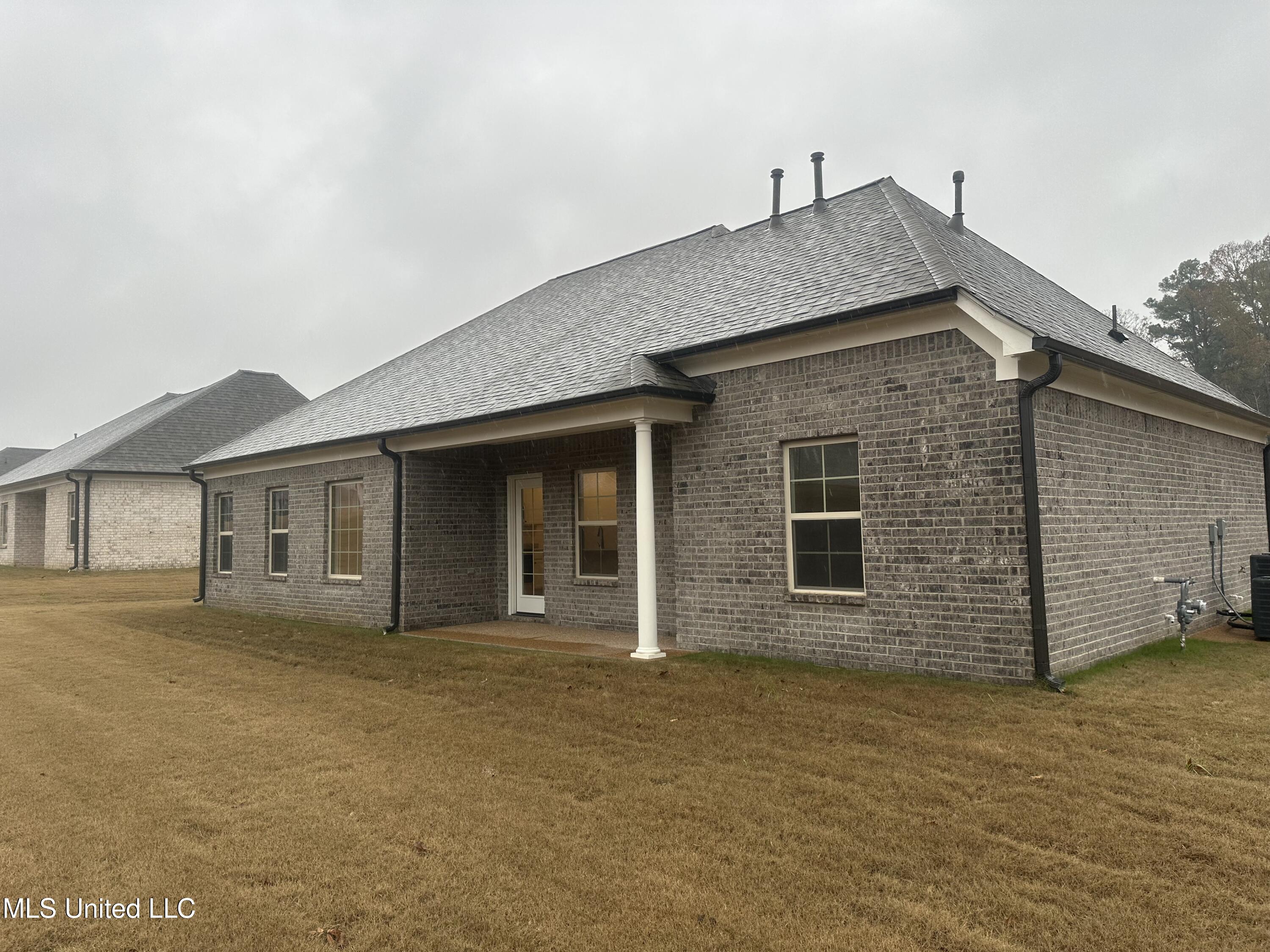 944 Collie Drive Hernando, MS 38651 - Photo 27 of 28 IMG_3068