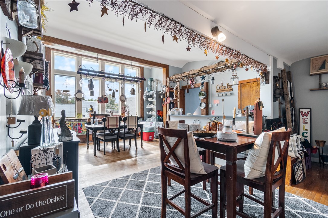 4075 Ridge Road Williamson, NY 14589 - Photo 10 of 37 The craft store - sellers say this is a wonderful