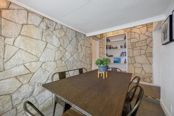 $5,000 | 2106 Kenwood Avenue, Austin, TX 78704