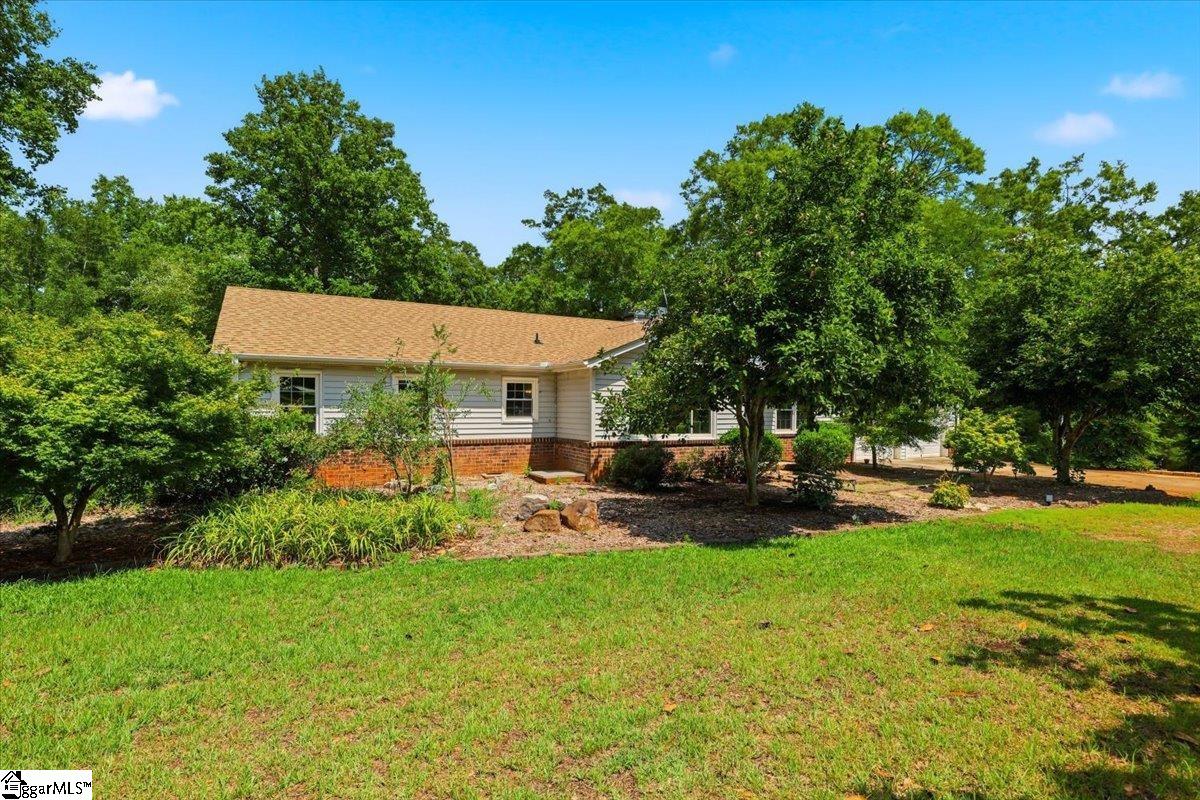 3184 Highway 14 Greer, SC 29651 - Photo 3 of 48