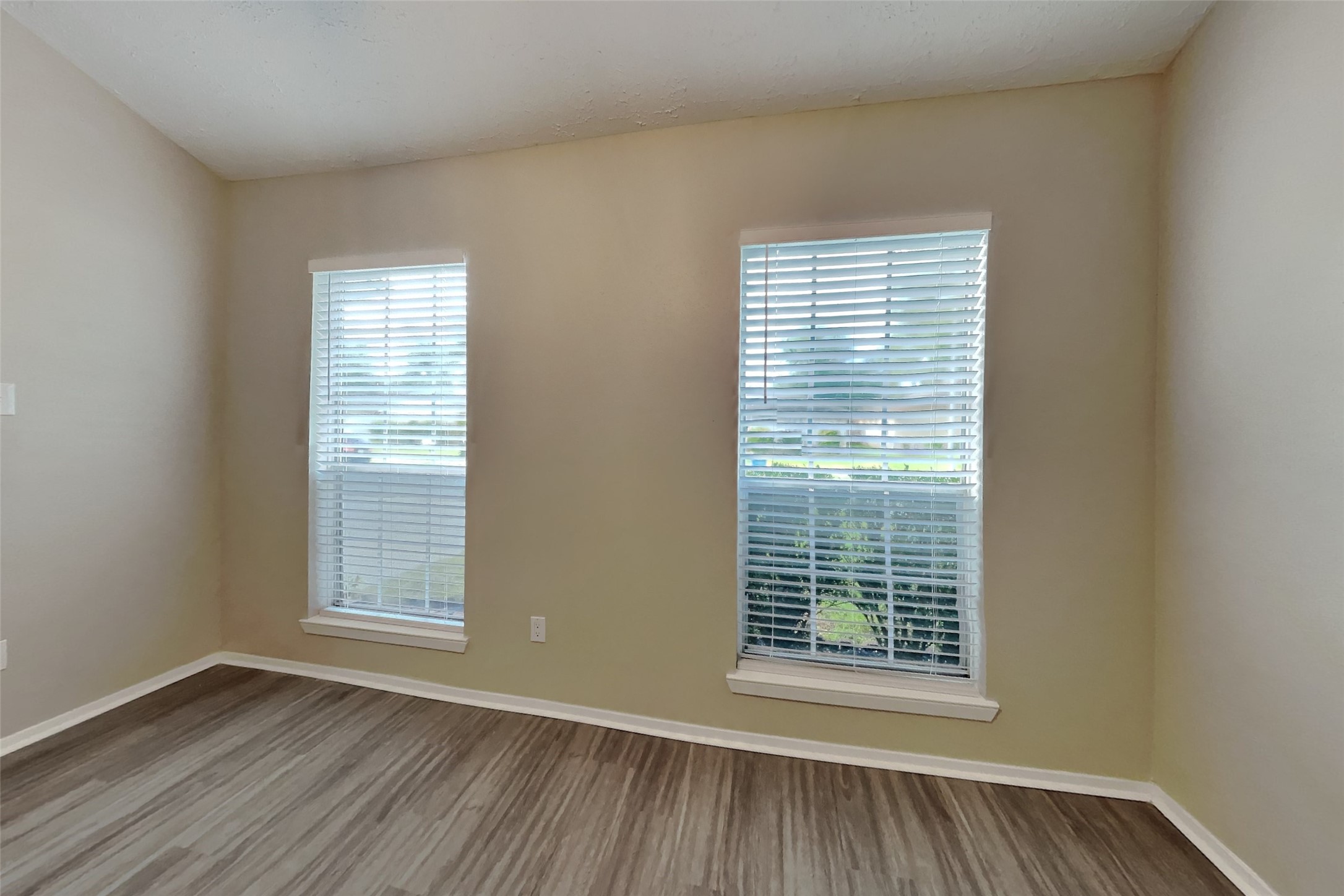 4734 Lost Lake Lane Spring, TX 77388 - Photo 2 of 20 Gallery Image 2