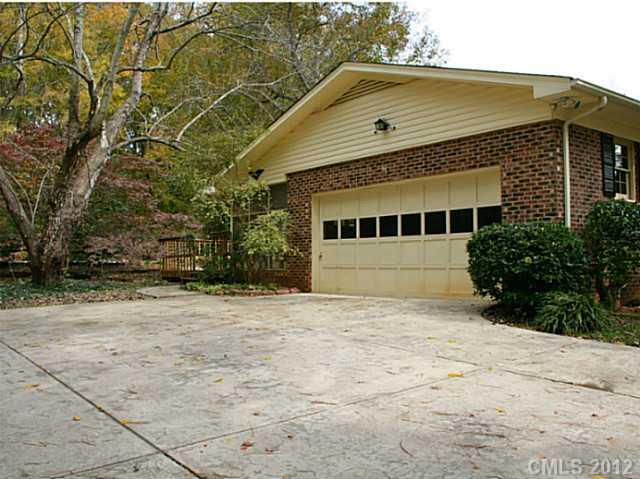 15401 Thompson Road Mint Hill, NC 28227 - Photo 4 of 16 Gallery Image 4