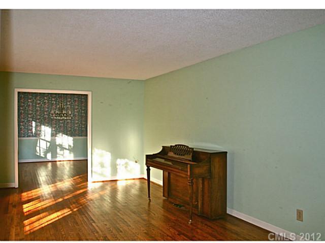 15401 Thompson Road Mint Hill, NC 28227 - Photo 5 of 16 Gallery Image 5