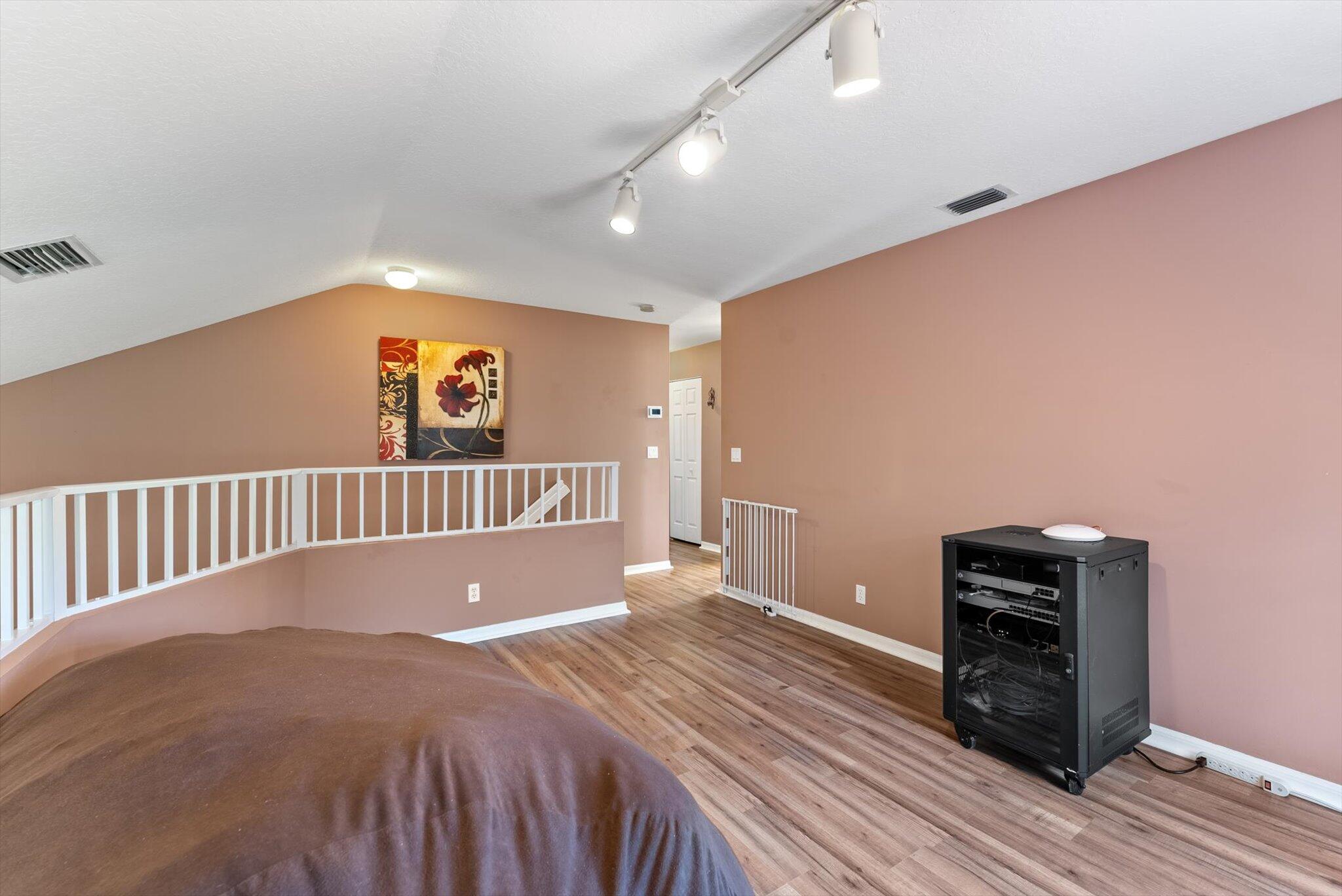 8064 Via Hacienda Riviera Beach, FL 33418 - Photo 17 of 43 20-1-34