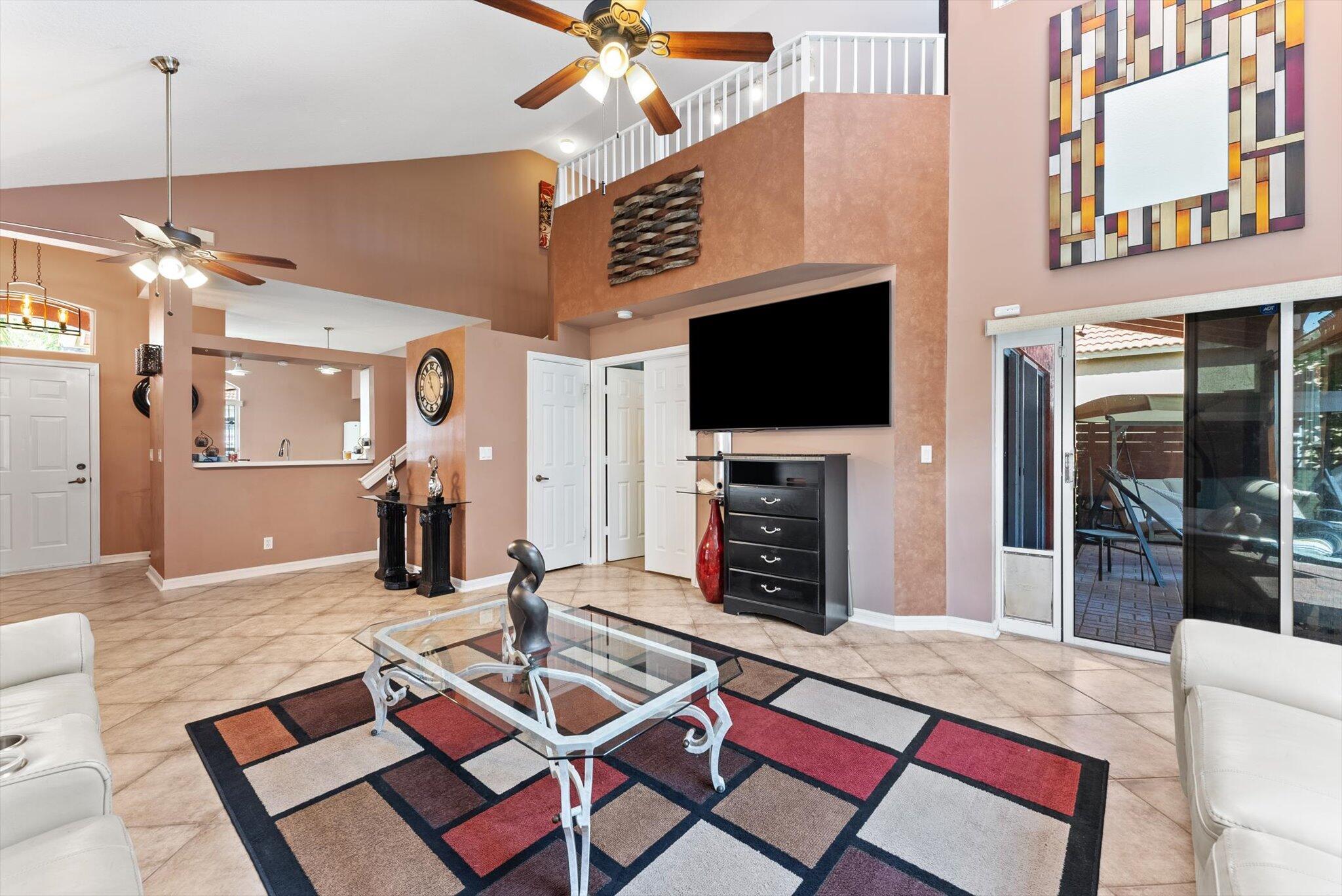 8064 Via Hacienda Riviera Beach, FL 33418 - Photo 6 of 43 09-1-28