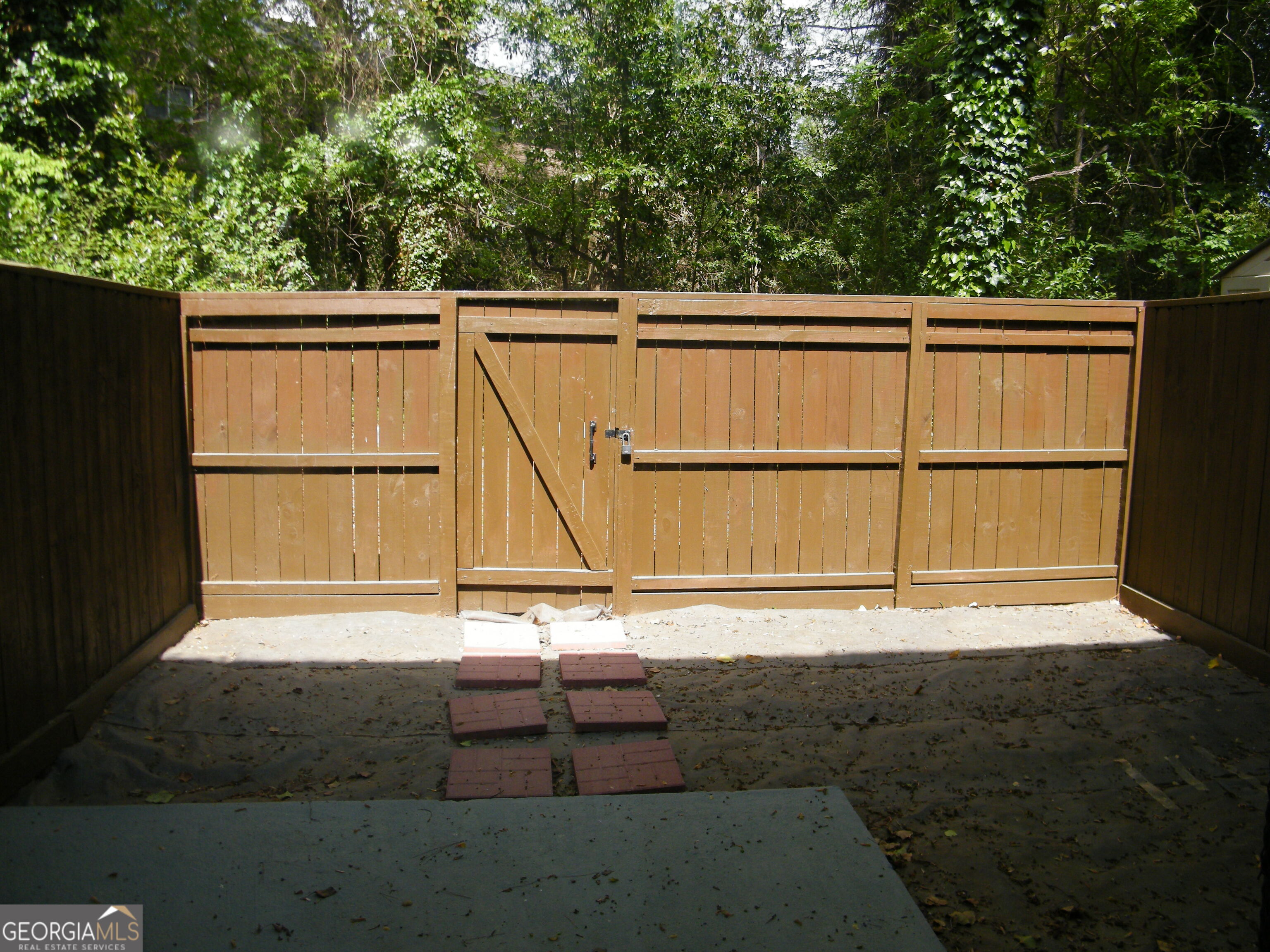 3281 Abbeywood Drive Decatur, GA 30034 - Photo 28 of 28 a small pool with a outdoor space