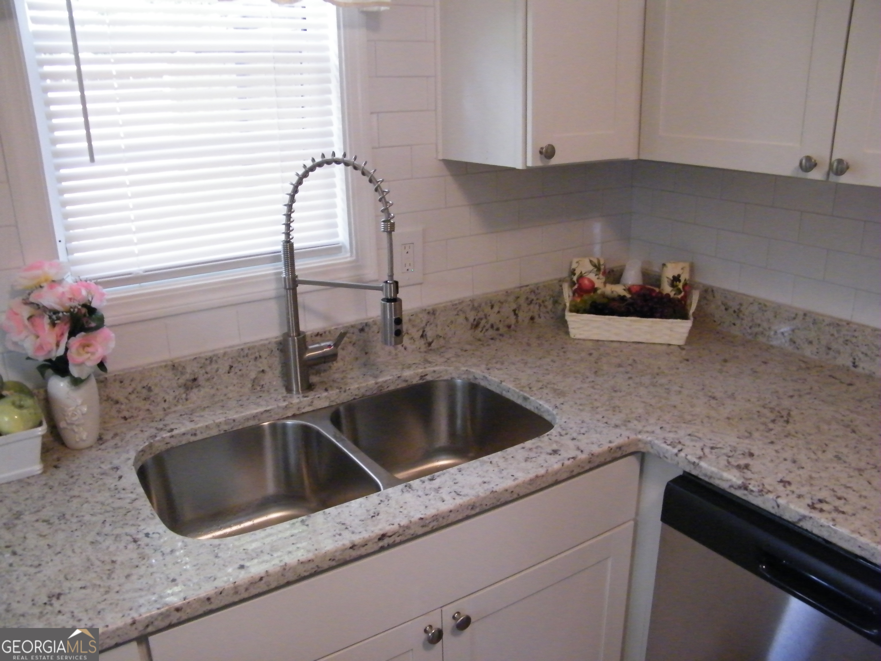 3281 Abbeywood Drive Decatur, GA 30034 - Photo 9 of 28 a kitchen with sink and washing machine