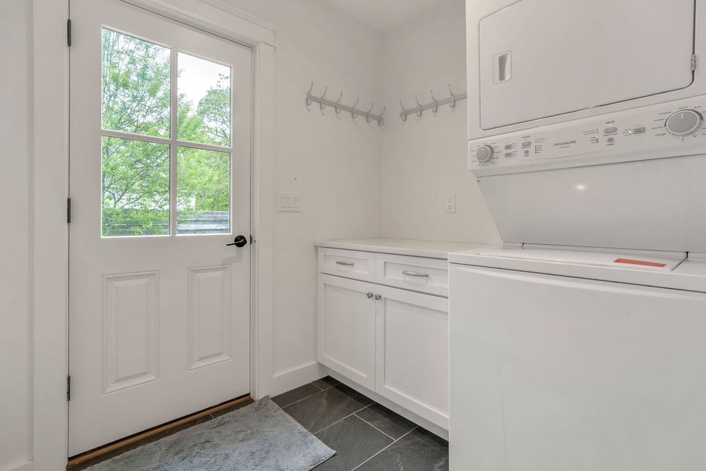 28 Grovedale Road Oak Bluffs, MA 02557 - Photo 22 of 40