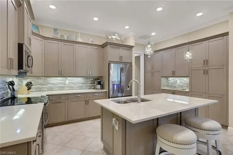 $799,000 | 5752 Elbow Avenue, Naples, FL 34113